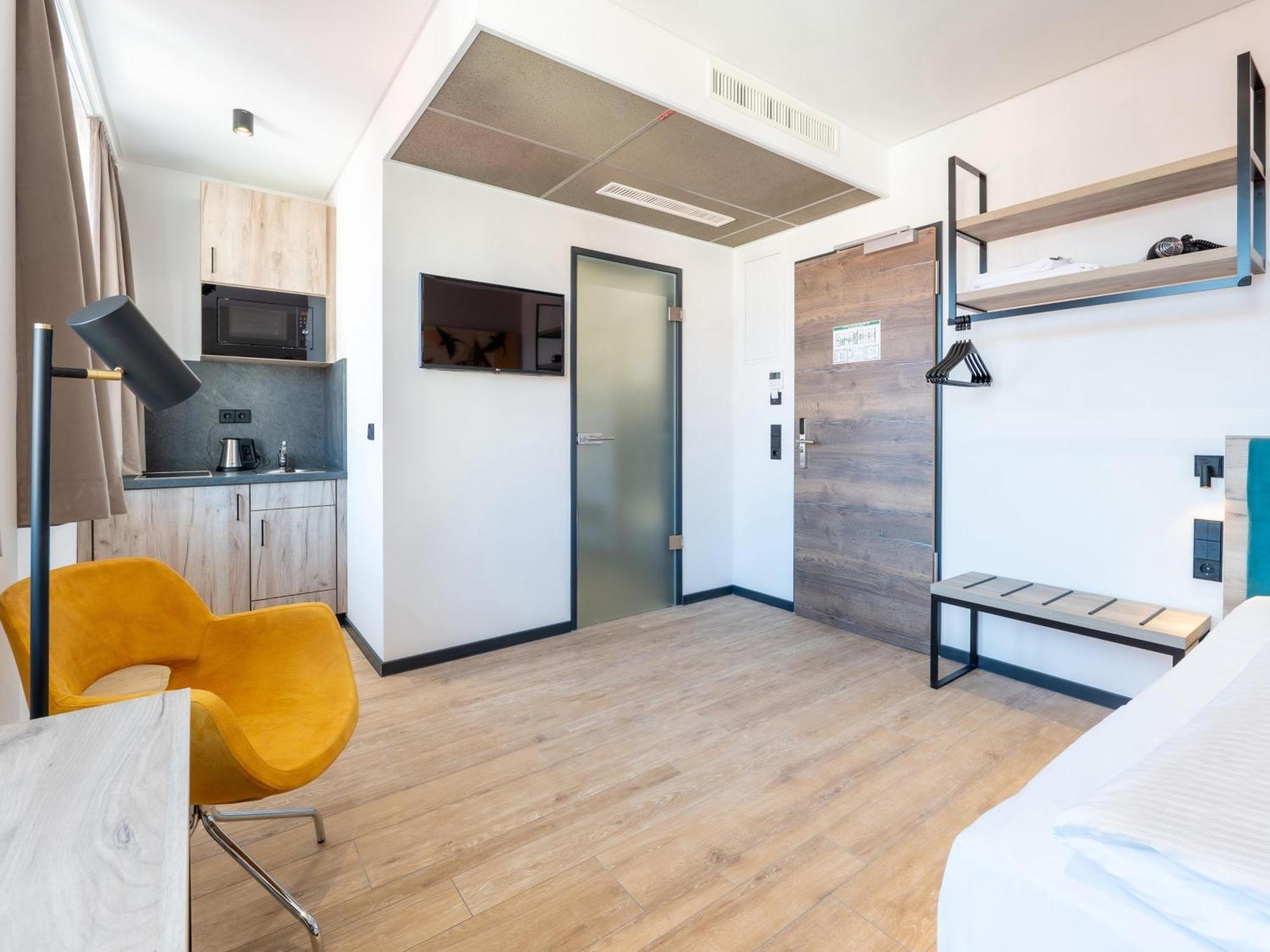 B&B Hotel Albstadt-Hbf Eksteriør bilde