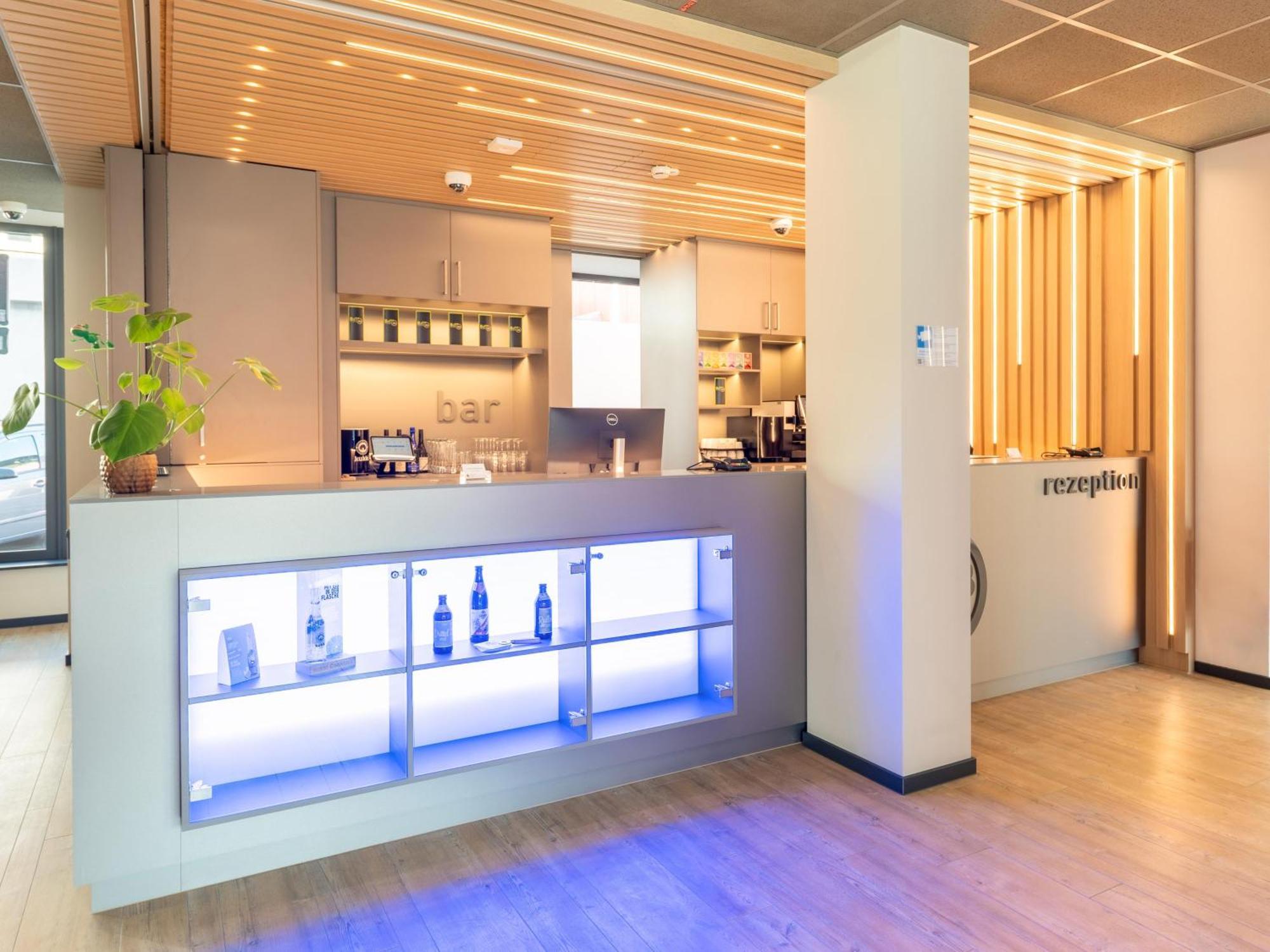 B&B Hotel Albstadt-Hbf Eksteriør bilde